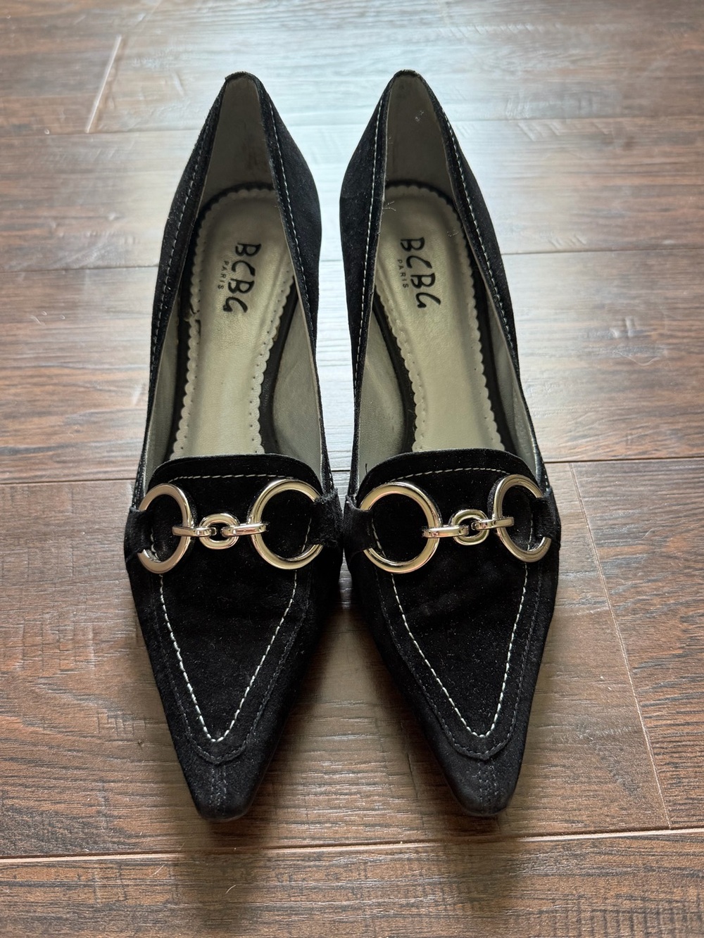Vintage BCBG Black Suede Kitten Heel